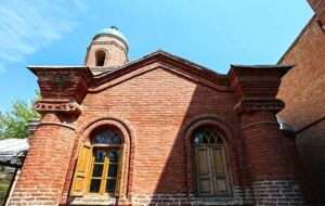 کوچکترین کلیسای ایران کجاست؟ + عکس کوچکترین کلیسای ایران کجاست؟ + عکس