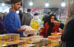 گرانی افسارگسیخته در بازار یلدا/ وقتی بلندترین شب سال برای مردم تاریکتر شد/ شب چله لاکچری! گرانی افسارگسیخته در بازار یلدا/ وقتی بلندترین شب سال برای مردم تاریکتر شد/ شب چله لاکچری!