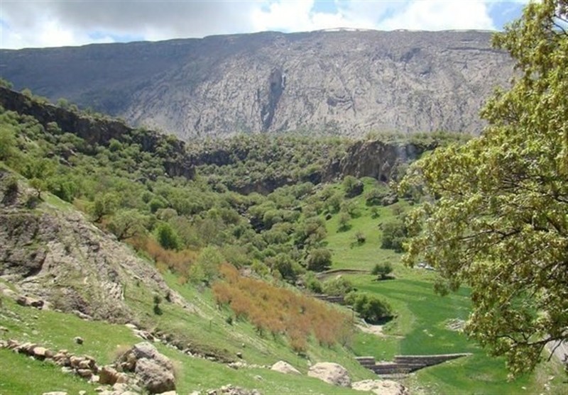 گردشگری پاییزی| ماجراجویی در قلب طبیعت بکر غرب ایران/ سفر به جغرافیای آرامش با چالش "مه" اخبار استان ایلام , سازمان میراث فرهنگی، صنایع دستی و گردشگری , وزارت میراث فرهنگی، گردشگری و صنایع دستی ,