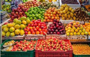 گزارش میدانی تسنیم از بازار میوه/ خانوادهها در حسرت پرتقال و سیب/ میوه هم کالای لوکس شد گزارش میدانی تسنیم از بازار میوه/ خانوادهها در حسرت پرتقال و سیب/ میوه هم کالای لوکس شد