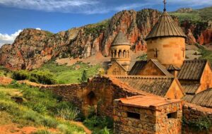 ۴ شب اقامت در ارمنستان چقدر هزینه دارد؟ + جدول ۴ شب اقامت در ارمنستان چقدر هزینه دارد؟ + جدول