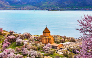 ۴ شب سفر رفت و برگشت به وان ترکیه با اتوبوس چقدر هزینه دارد؟ + جدول ۴ شب سفر رفت و برگشت به وان ترکیه با اتوبوس چقدر هزینه دارد؟ + جدول