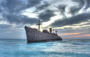 ۵ شب سفر رفت و برگشت به کیش چقدر هزینه دارد؟ + جدول قیمت ۵ شب سفر رفت و برگشت به کیش چقدر هزینه دارد؟ + جدول قیمت