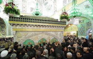 ۵ میلیون زائر به مشهد سفر کردند ۵ میلیون زائر به مشهد سفر کردند