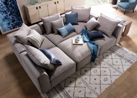 ۶ ترند بزرگ مبل در ۲۰۲۶ ؛ وقتی راحتی، فرم و انعطافپذیری حرف اول را میزنند ۶ ترند بزرگ مبل در ۲۰۲۶ ؛ وقتی راحتی، فرم و انعطافپذیری حرف اول را میزنند