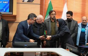 ️گرامیداشت هفته حملونقل، رانندگان و راهداری در همدان با تجلیل از رانندگان نمونه ️گرامیداشت هفته حملونقل، رانندگان و راهداری در همدان با تجلیل از رانندگان نمونه