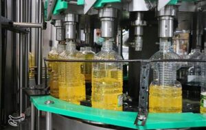 آغاز توزیع گسترده روغن در بازار از فردا آغاز توزیع گسترده روغن در بازار از فردا