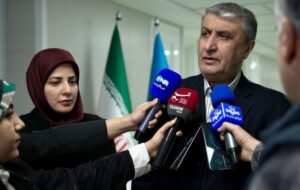 اسلامی: در تولید رادیوداروها همپای کشورهای پیشرفته پیش میرویم اسلامی: در تولید رادیوداروها همپای کشورهای پیشرفته پیش میرویم