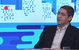 اصلاح ارز ترجیحی باعث بازگرداندن صادر کنندگان واقعی به چرخه تجارت شد اصلاح ارز ترجیحی باعث بازگرداندن صادر کنندگان واقعی به چرخه تجارت شد