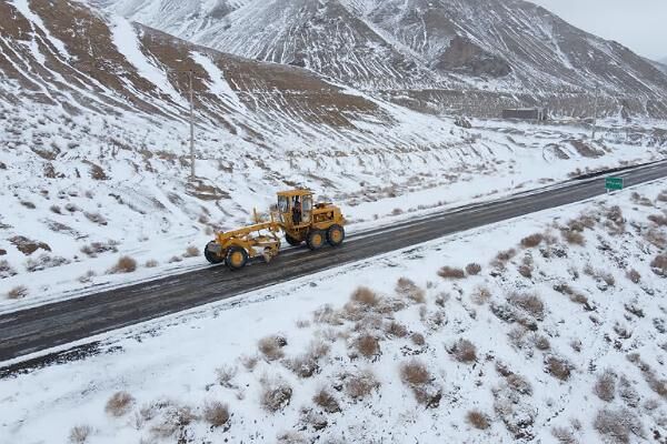 اطلاع نگاشت | تردد وسایل نقلیه در محورهای مواصلاتی سیستان و بلوچستان طی ۹ ماهه سال ۱۴۰۴ برفروبی بیش از ۱۴۲۰ کیلومتر از محورهای خراسانجنوبی