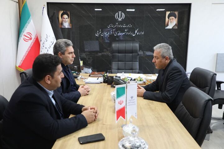 تقدیر شهردار و رییس شورای شهر سلماس از مدیرکل راه و شهرسازی آذربایجانغربی