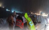 امدادرسانی به ۷۸۰ خودرو گرفتار در برف در محورهای مواصلاتی آذربایجانغربی امدادرسانی به ۷۸۰ خودرو گرفتار در برف در محورهای مواصلاتی آذربایجانغربی