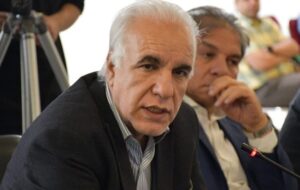 امینفر:کارت بازرگانی اجارهای معضل تولید است امینفر:کارت بازرگانی اجارهای معضل تولید است