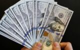 انتقال ارز پتروشیمیها به تالار دوم؛ لزوم حمایت از صنایع پایین دستی انتقال ارز پتروشیمیها به تالار دوم؛ لزوم حمایت از صنایع پایین دستی