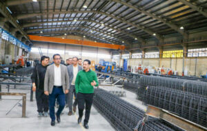 بازدید مدیرکل راه و شهرسازی فارس از کارخانههای تولید مصالح مسکن بازدید مدیرکل راه و شهرسازی فارس از کارخانههای تولید مصالح مسکن