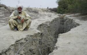 بررسی فرسایش خاکهای کشاورزی بررسی فرسایش خاکهای کشاورزی