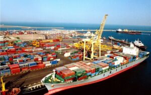 ترخیص بیش از ۱۴ میلیون تن کالای اساسی از گمرکات خوزستان ترخیص بیش از ۱۴ میلیون تن کالای اساسی از گمرکات خوزستان