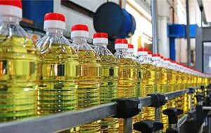 ترخیص کالاهای اساسی از گمرکات کشور/ واردات روغن ۴۷ درصد رشد کرد ترخیص کالاهای اساسی از گمرکات کشور/ واردات روغن ۴۷ درصد رشد کرد