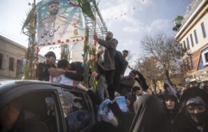 تشییع پیکر 2 شهید مدافع امنیت کرمانشاه/ همه برای ملینا خون گریستند تشییع پیکر 2 شهید مدافع امنیت کرمانشاه/ همه برای ملینا خون گریستند