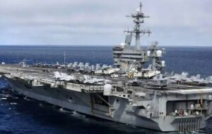 حضور بی سابقه ناوهای آمریکایی در خاورمیانه / محاصره دریایی ایران در راه است؟ حضور بی سابقه ناوهای آمریکایی در خاورمیانه / محاصره دریایی ایران در راه است؟