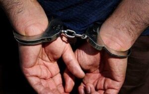 دستگیری دو لیدر اغتشاشات کوهدشت با کشف سلاح و تجهیزات غیرمجاز دستگیری دو لیدر اغتشاشات کوهدشت با کشف سلاح و تجهیزات غیرمجاز