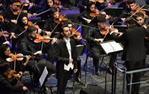 رضا فکری در نقش «سهراب» اپرای «خِرَد» را در شیراز روی صحنه میبرد رضا فکری در نقش «سهراب» اپرای «خِرَد» را در شیراز روی صحنه میبرد