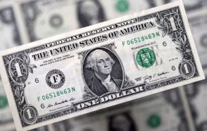 رهبر: دلار ۱۴۵ هزار تومانی جای شرمندگی دارد رهبر: دلار ۱۴۵ هزار تومانی جای شرمندگی دارد