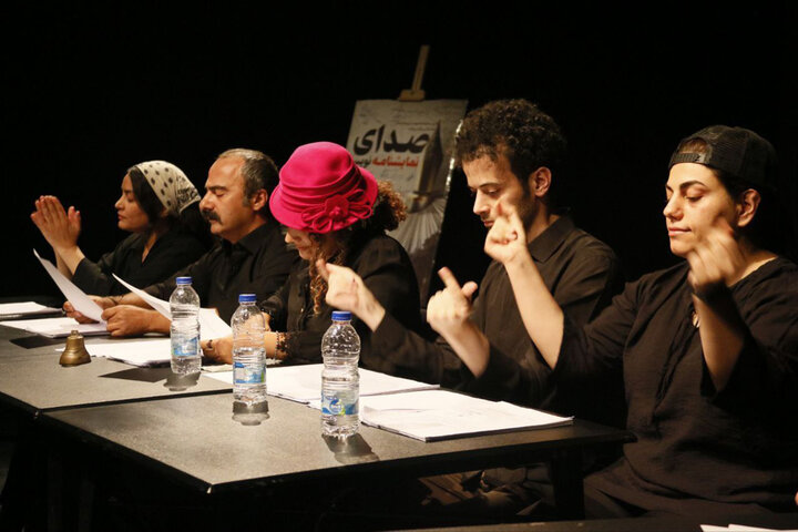 زنان در فضای مردسالار هم هنر خود را نشان دادند؛ گعدههای رفاقتی مردانه