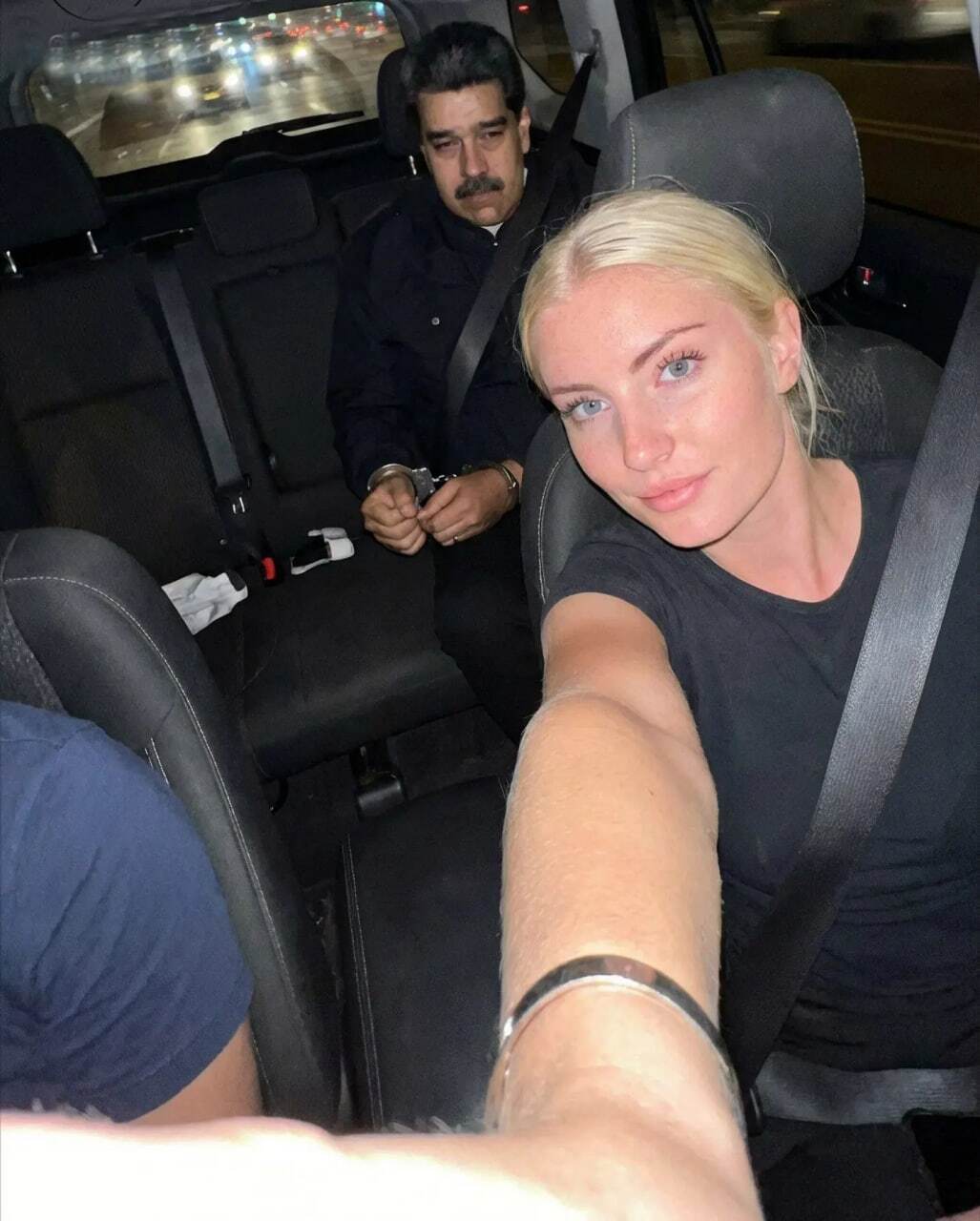 عکس مشترک زن مرموز در کنار مادورو و ترامپ / جسیکا فاستر کیست؟ + عکس عکس مشترک زن مرموز در کنار مادورو و ترامپ / جسیکا فاستر کیست؟ + عکس