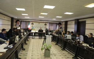 مراسم قرعه کشی و تعیین قطعات متقاضیان نهضت ملی مسکن در کوی ارم برای ۲۳۹۲ متقاضی انجام شد مراسم قرعه کشی و تعیین قطعات متقاضیان نهضت ملی مسکن در کوی ارم برای ۲۳۹۲ متقاضی انجام شد