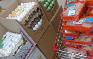 مردم چگونه روغن 80هزار تومانی بخرند؟ مردم چگونه روغن 80هزار تومانی بخرند؟