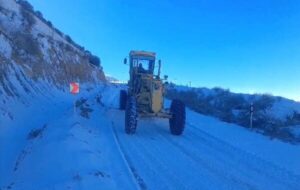 ویدئو | اجرای عملیات برفروبی محورهای روستایی بشدره، تکله قوز و قره باطر، توسط راهداران شهرستان رازوجرگلان استان خراسان شمالی ویدئو | اجرای عملیات برفروبی محورهای روستایی بشدره، تکله قوز و قره باطر، توسط راهداران شهرستان رازوجرگلان استان خراسان شمالی