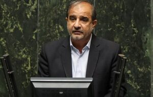 پرداختن به حاشیهها کمکی به حل مسائل اساسی کشاورزی نمیکند پرداختن به حاشیهها کمکی به حل مسائل اساسی کشاورزی نمیکند