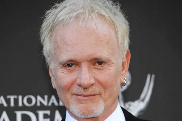 چهرههایی که سال ۲۰۲۵ صحنه هنر را برای همیشه ترک کردند چهرههایی که سال ۲۰۲۵ صحنه هنر را برای همیشه ترک کردند