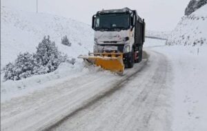 آزادشهر بیشترین برفروبی را طی ۱۵ بهمن در گلستان داشت آزادشهر بیشترین برفروبی را طی ۱۵ بهمن در گلستان داشت