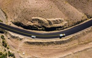 اجرای گسترده اقدامات ایمنی راه در محورهای خراسان جنوبی/ خط کشی بیش از ۲۷۵۰ کیلومتر از محورهای استان اجرای گسترده اقدامات ایمنی راه در محورهای خراسان جنوبی/ خط کشی بیش از ۲۷۵۰ کیلومتر از محورهای استان