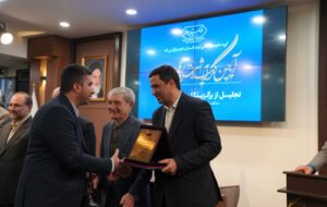 از استادان و پژوهشگران جوان برجسته مهندسی منتخب فرهنگستان تجلیل شد از استادان و پژوهشگران جوان برجسته مهندسی منتخب فرهنگستان تجلیل شد