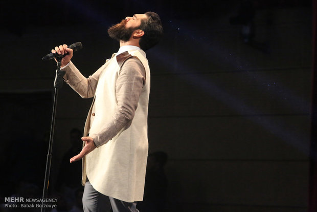 از «رفتن» یک خواننده مشهور تا «مناجاتخوانی» هنرمند دوباره برگشته