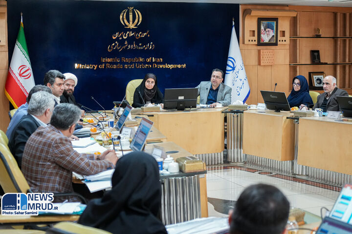 تأکید وزیر راه و شهرسازی بر تبیین اولویتهای صندوق ملی مسکن