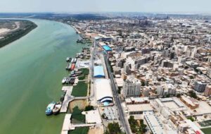 افزایش ۴۴ درصدی عملیات تخلیه و بارگیری در بنادر آبادان افزایش ۴۴ درصدی عملیات تخلیه و بارگیری در بنادر آبادان