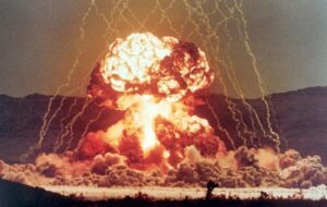 انفجار بزرگ در چین پس از آزمایش هستهای چین / آمریکا خشمگین شد انفجار بزرگ در چین پس از آزمایش هستهای چین / آمریکا خشمگین شد