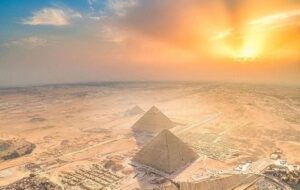 اهرام مصر از زاویه متفاوت + عکس اهرام مصر از زاویه متفاوت + عکس