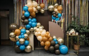 ایدههای جذاب برای بادکنکآرایی جشن تولد ایدههای جذاب برای بادکنکآرایی جشن تولد