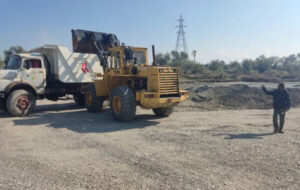 بازگشایی محورهای روستایی دهگلکن رودان(هرمزگان) بازگشایی محورهای روستایی دهگلکن رودان(هرمزگان)