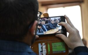 ببینید | جلسه بررسی روند اجرای پروژه های راه و شهرسازی شهرستان مهدیشهر استان سمنان ببینید | جلسه بررسی روند اجرای پروژه های راه و شهرسازی شهرستان مهدیشهر استان سمنان