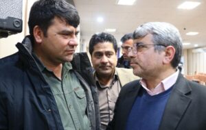 ببینید |دیدار چهره به چهره مردم میامی با مدیر کل راه و شهرسازی شرق استان سمنان (شاهرود) ببینید |دیدار چهره به چهره مردم میامی با مدیر کل راه و شهرسازی شرق استان سمنان (شاهرود)