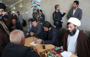 ببینید|تبلور خدمت بیواسطه در شهرستان فلارد؛ از برپایی میز خدمت و ارتباطات مردمی تا سخنرانی مدیرکل راه و شهرسازی چهارمحال و بختیاری در نمازجمعه شهرستان فلارد ببینید|تبلور خدمت بیواسطه در شهرستان فلارد؛ از برپایی میز خدمت و ارتباطات مردمی تا سخنرانی مدیرکل راه و شهرسازی چهارمحال و بختیاری در نمازجمعه شهرستان فلارد