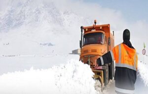 برف روبی ۳۸۲۵ کیلومتر راه اصلی و روستایی در آذربایجان غربی طی ۱۰ روز گذشته برف روبی ۳۸۲۵ کیلومتر راه اصلی و روستایی در آذربایجان غربی طی ۱۰ روز گذشته