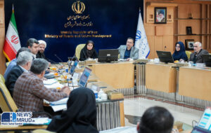 تأکید وزیر راه و شهرسازی بر تبیین اولویتهای صندوق ملی مسکن تأکید وزیر راه و شهرسازی بر تبیین اولویتهای صندوق ملی مسکن