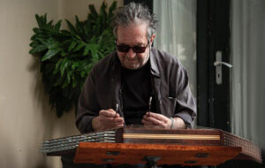 تجدید چاپ دو اثر از داریوش مهرجویی/ ناشر کتابها عوض شد تجدید چاپ دو اثر از داریوش مهرجویی/ ناشر کتابها عوض شد